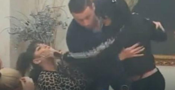 Nova tuča učesnika rijalitija "Parovi"