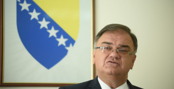 Božić promoviše ljubav i mir