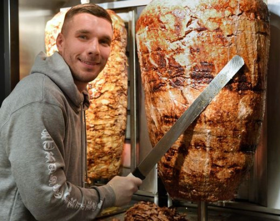 Ako ste u Kelnu - svratite kod Podolskog na kebab!