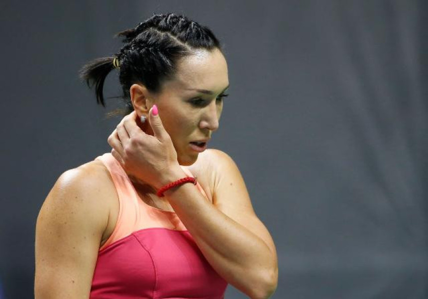 Fed kup: Jelena opet izgubila, kraj za Srbiju!
