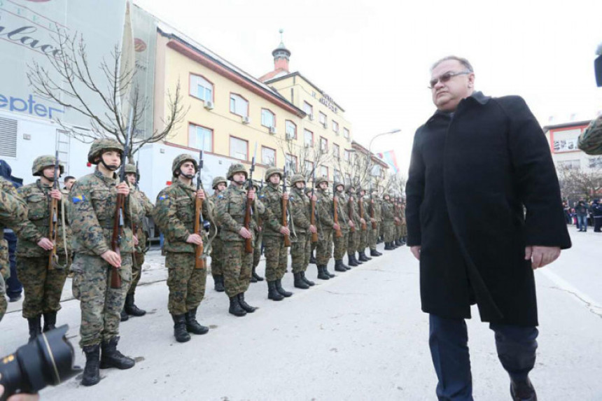 У Тужилаштву опет о Дану Српске