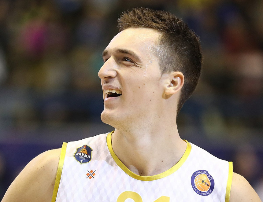 Srbin mijenja Srbina - Anđušić umjesto Teodosića!