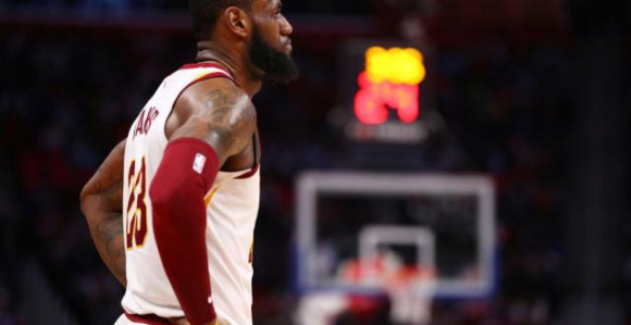 Džejms: Završiću sezonu u Kavsima