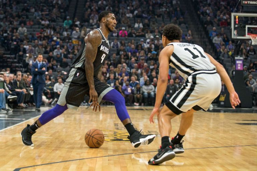 Mišići za Hjuston - iz Sakramenta stigao Šampert!