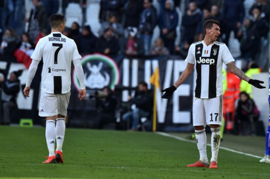 Mandžukić odbio Dalijan i 10 miliona evra godišnje!