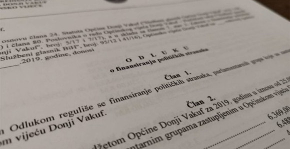 Umjesto strankama, novac za studente 