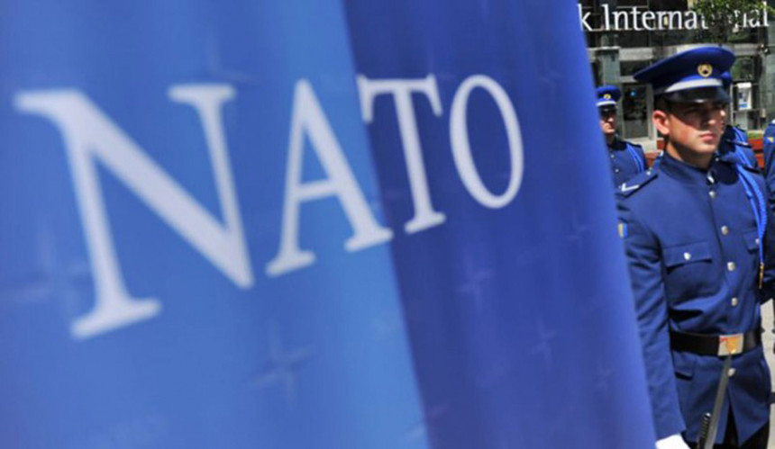 Делегација из НАТО-а стигла у посјету БиХ