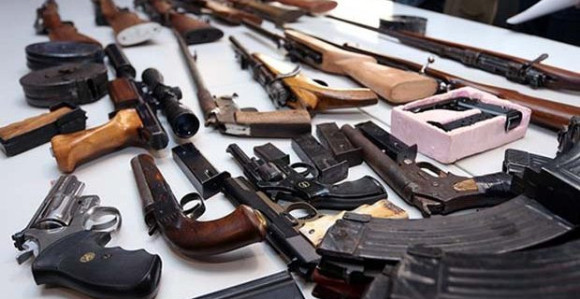 Razbijen lanac trgovine oružjem 