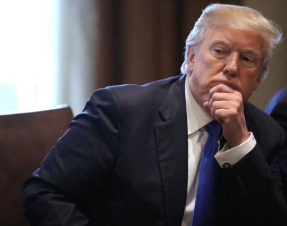 Tramp bira novog savjetnika 