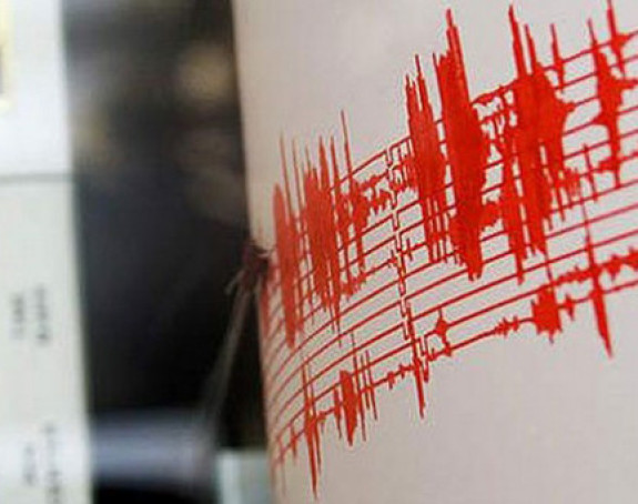 Osamnaest žrtava u zemljotresu