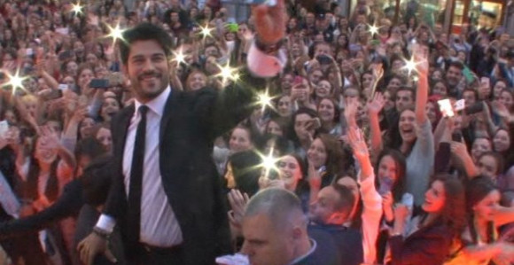 U Prištini rekao da je u Srbiji, pa mu prijete