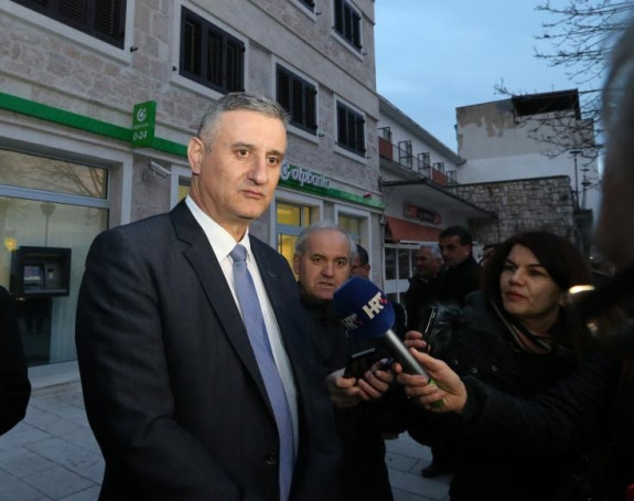 Karamarko: Hrvatska neće blokirati Srbiju