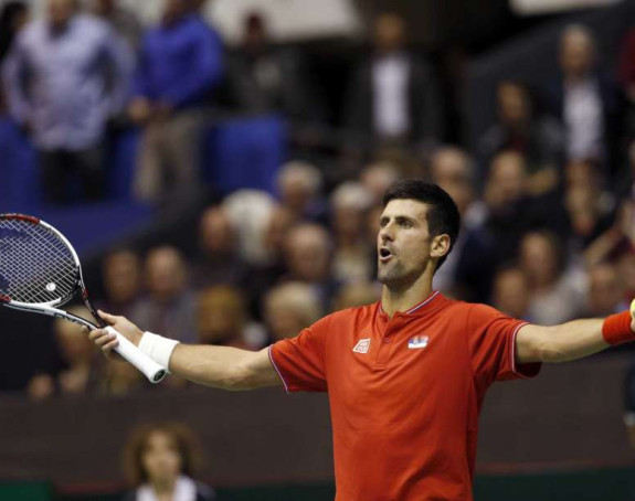 Novak: Trudim se da po Srbiji širim teniski virus!