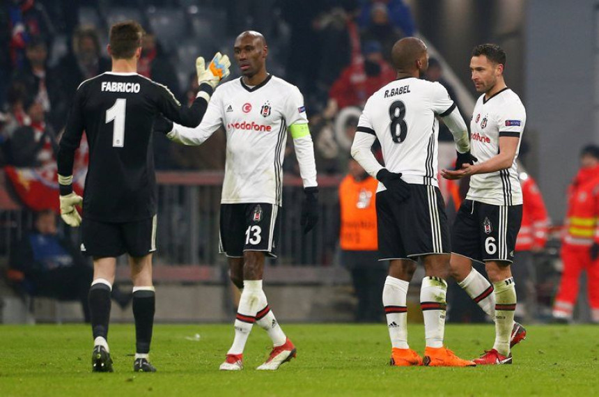 TUR: Petarda Bešiktaša, upisao se i Tošić!