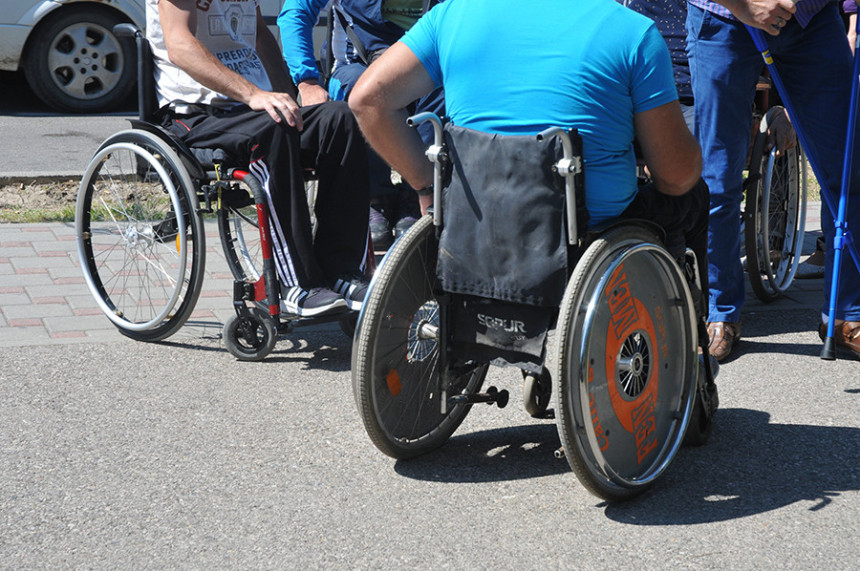 Поклон возила за инвалиде у ФБиХ