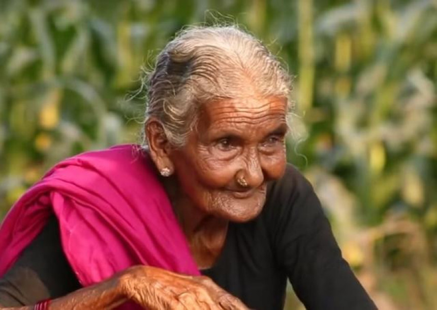 Ima 106 godina i hiljade pratilaca