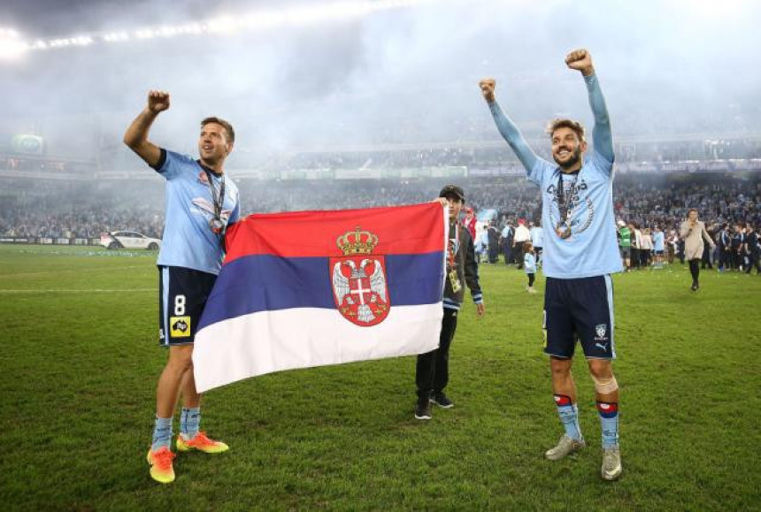 Ninković iz penala donio titulu Sidneju!