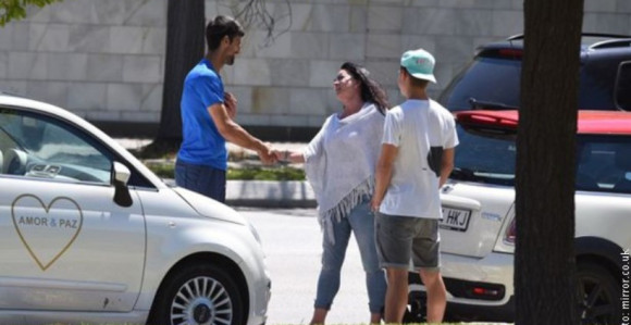 Kako to voziš?! O, to si ti, Nole!