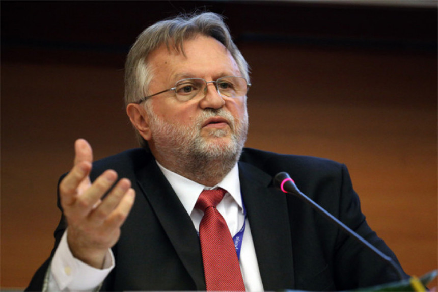 Prva ostavka u vladi Srbije