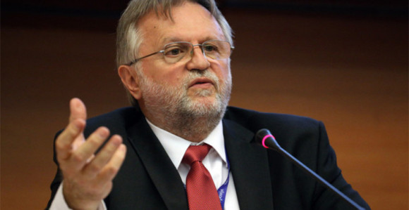 Prva ostavka u vladi Srbije