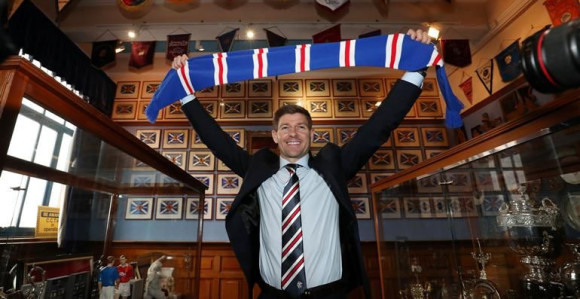 Priča: Stivi Džers...