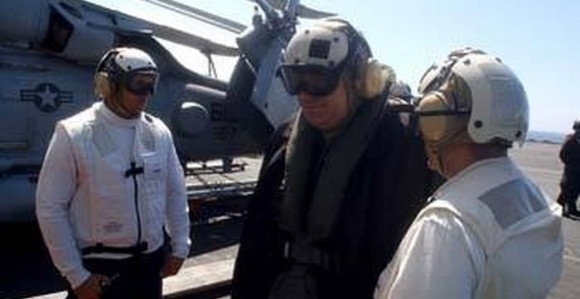 Додик измедју чекића и наковња