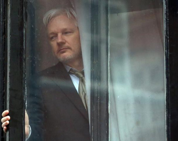 Asanž: Gugl radi za Hilari, a znamo šta ona radi