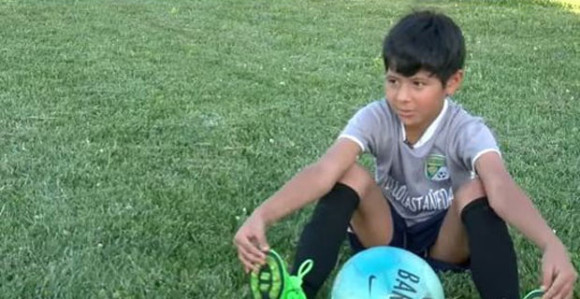 SAD: Djevojčici zabranjen fudbal, jer liči na dječaka!