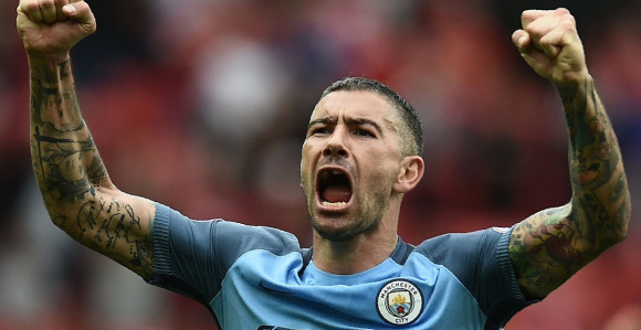 Kolarov postaje višak u Sitiju?!