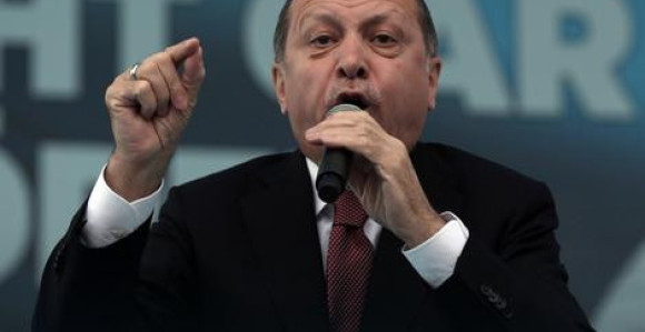 Turske vlasti privele 60 vojnika