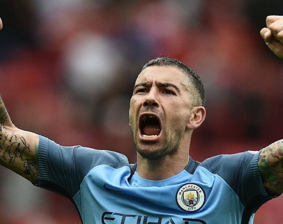 Kolarov postaje višak u Sitiju?!