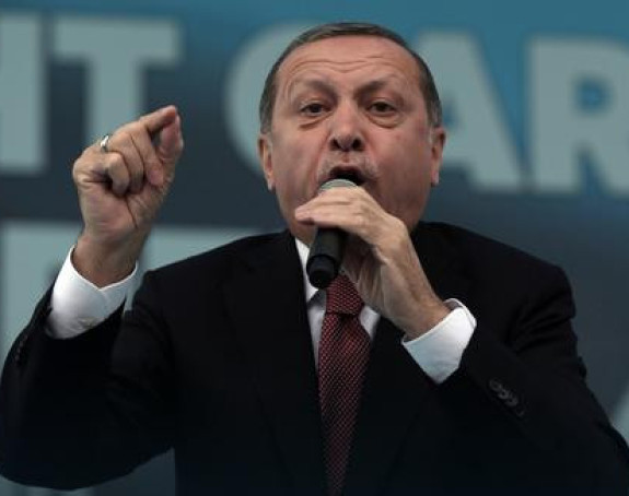 Turske vlasti privele 60 vojnika