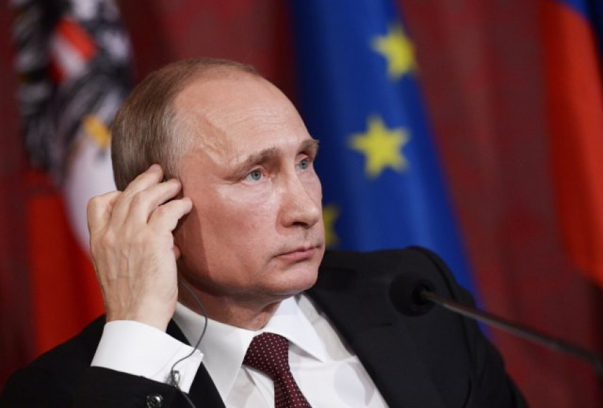 Za Putina stiglo 1.385.000 pitanja