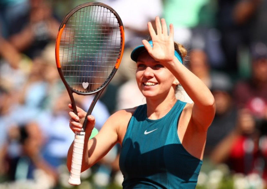 RG: Simona Halep prva finalistkinja!