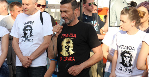 Davoru uručena tužba za klevetu