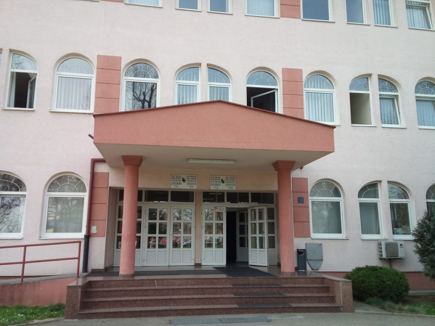Žena upućivala prijetnje sudu