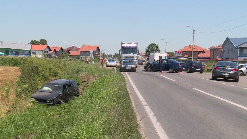 Teška saobraćajka u Dvorovima