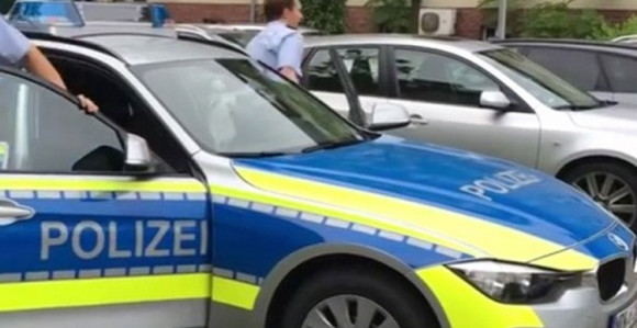 Evakuacija zbog avionske bombe