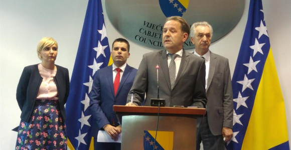 Sedam koraka u "carinskom ratu"