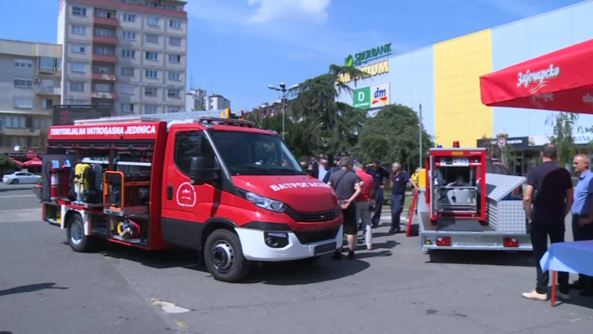 Vatrogasci dobili novu opremu