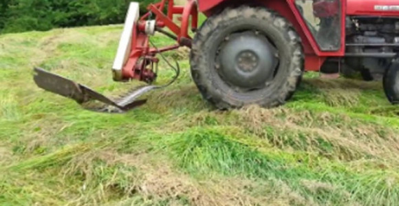 Bosanska Krupa: Kosio travu i aktivirao bombu