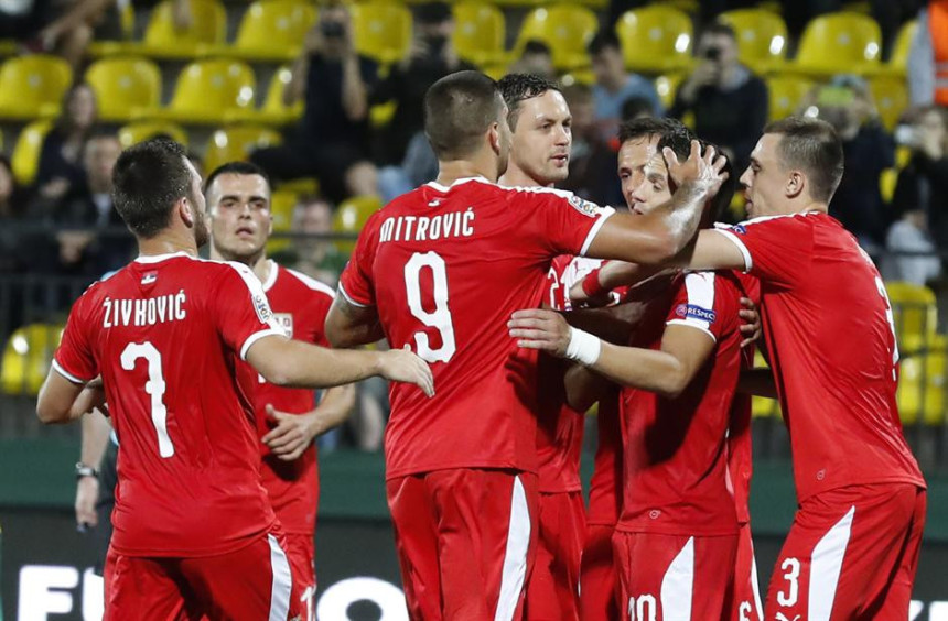 ЛН: Три стативе, пречка и два пенала - "Орлови" једва 1:0!