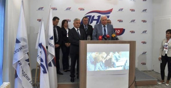 DNS u kampanju ide "Odgovorno"