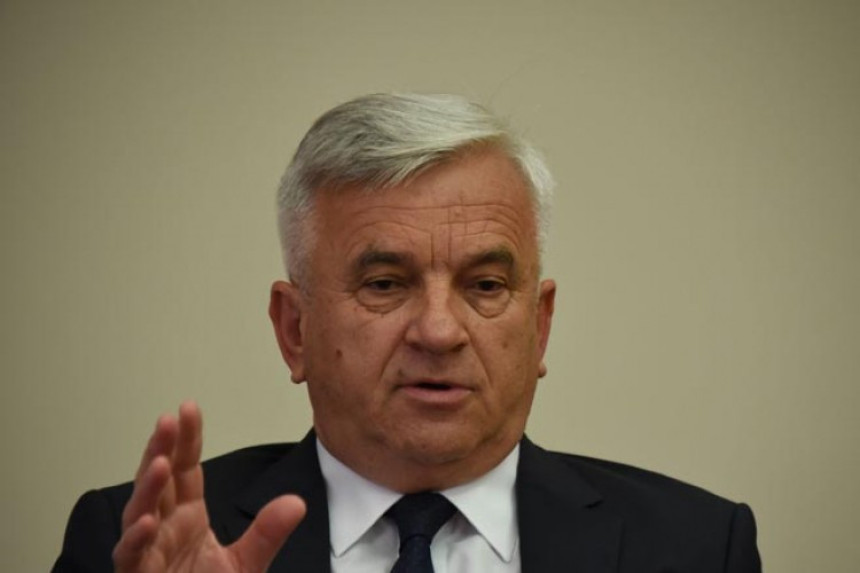 Stvoriti uslove za veću saradnju privrednika