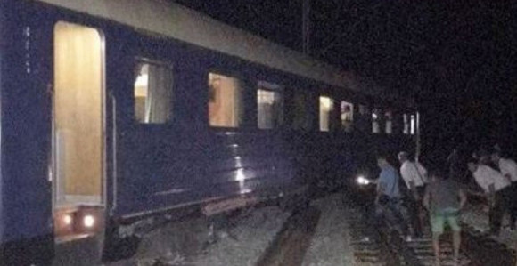 Dva vagona sinoć iskočila iz šina kod Kolašina