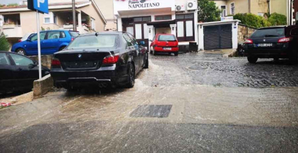 Sarajevo, Mostar: Nestalo struje, ulice pod vodom 
