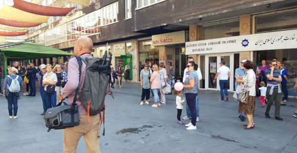 SA: Mali broj građana na skupu podrške porodici