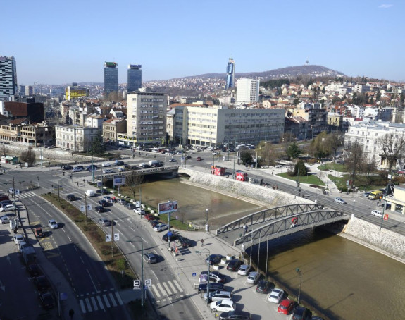U Sarajevu skup posvećen porodici, sutra gej parada