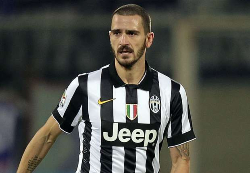 Juve povećava platu Bonučiju zbog Čelsija!