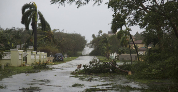 Uragan Metju: 400 mrtvih na Haitiju